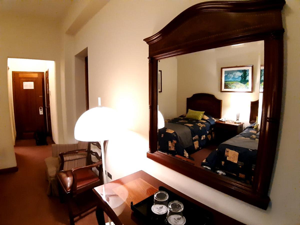 Hotel Maury ลิมา ภายนอก รูปภาพ